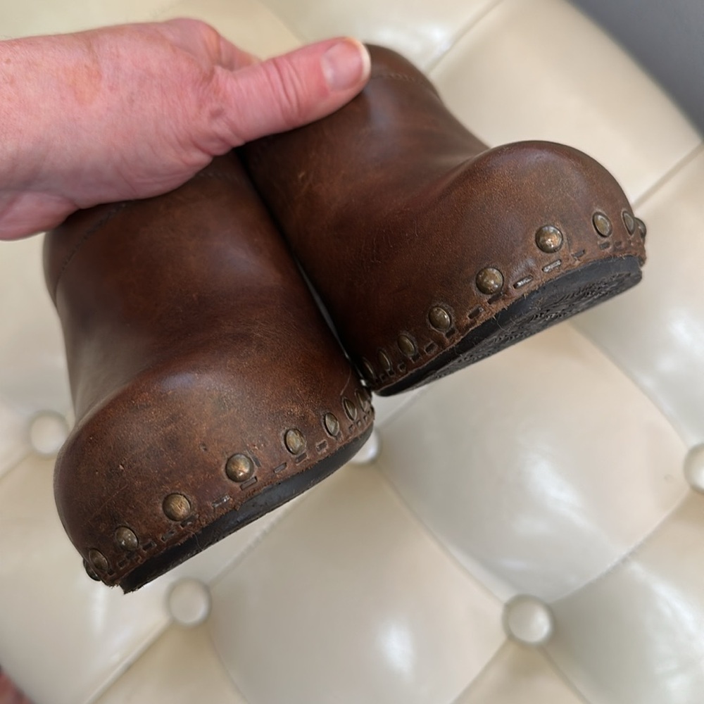 Dansko Brown Genuine Leather Clogs, sz41 - Picture 7 of 11